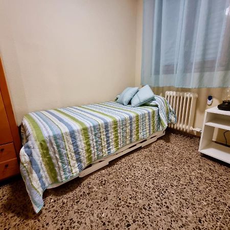 Apartamento Montse Сарагоса Екстериор снимка